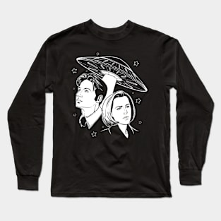 Mulder and Scully Long Sleeve T-Shirt